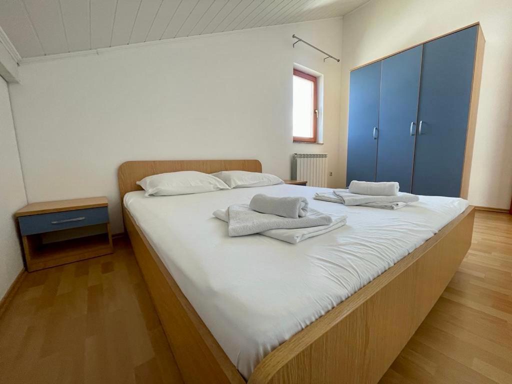 Apartments Hanka ニヴィーチェ エクステリア 写真